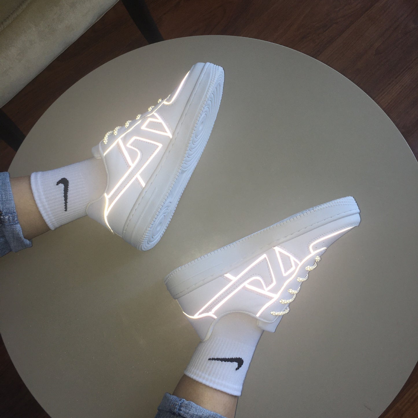 Reflective White Shoes For Men And Women Sneaker