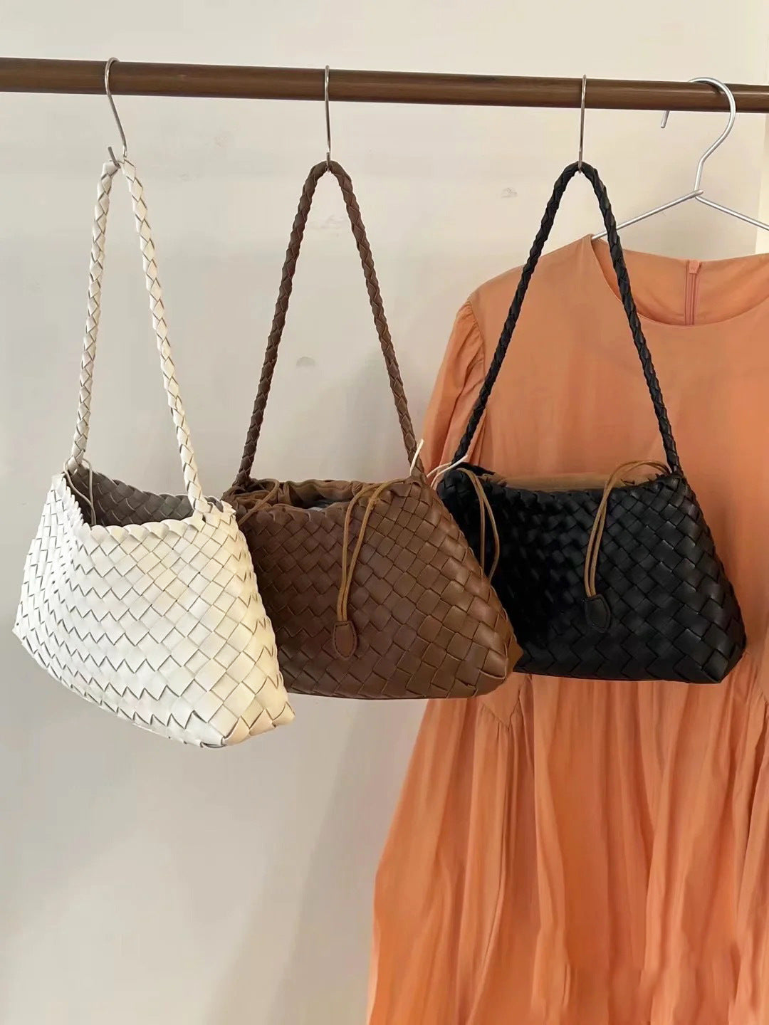 Authentic Leather Weave Dumpling Bag Women's Hand Shoulder Underarm Bag