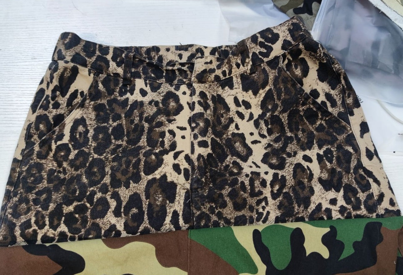 Washed Camouflage Printing Paste Bag Stitching Tooling Shorts