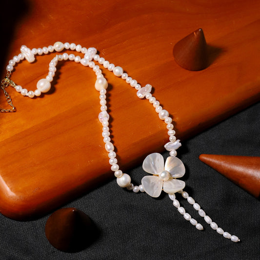 Tassel Necklace Shell Flower Pendant Advanced Clavicle Chain